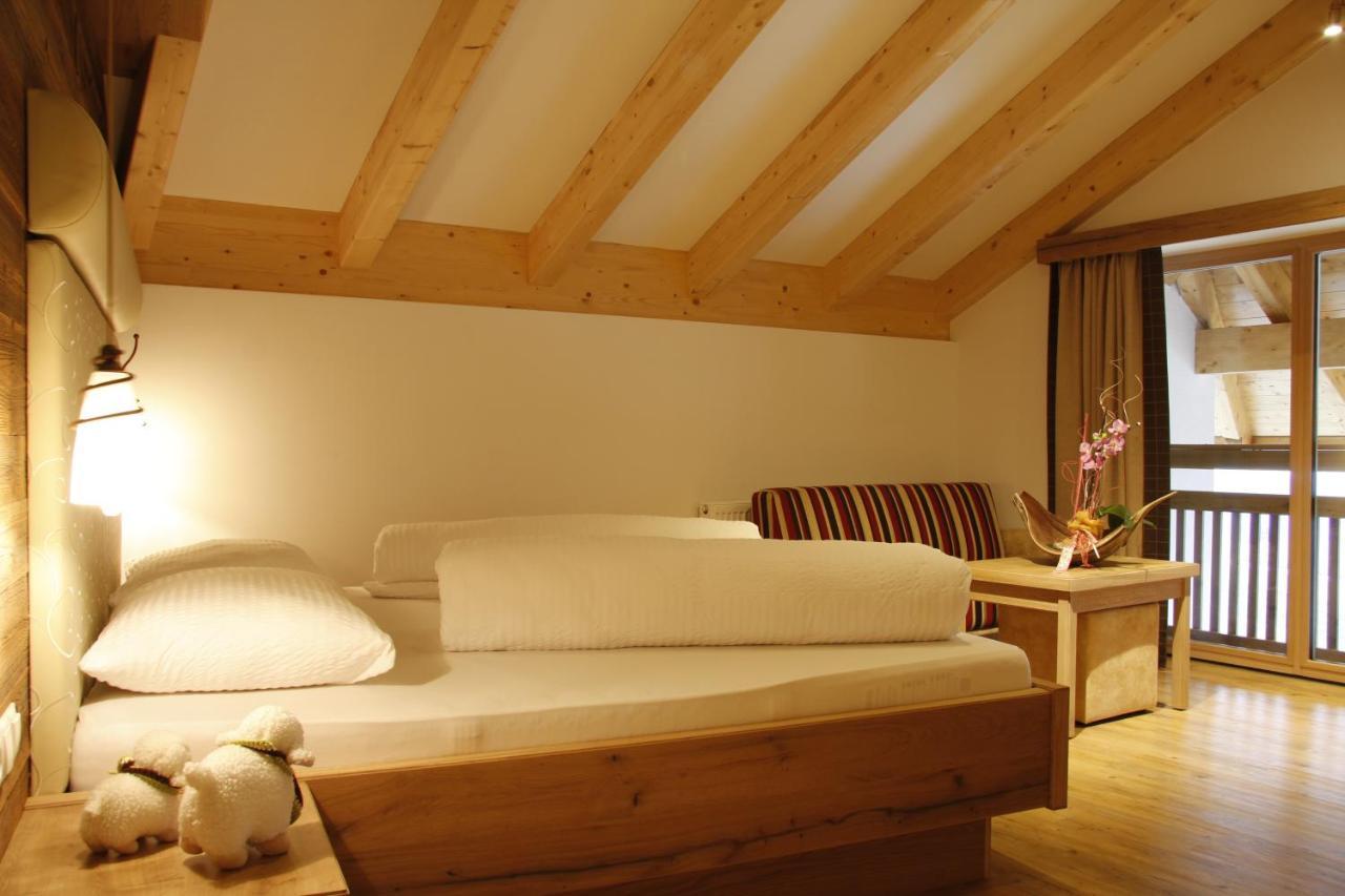 Hotel Nussbaumerhof *** Rodeneck Zewnętrze zdjęcie