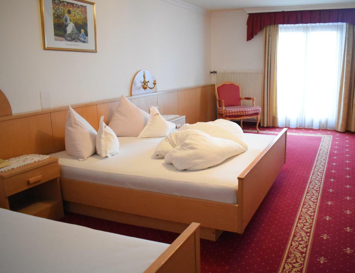 Hotel Nussbaumerhof *** Rodeneck Zewnętrze zdjęcie