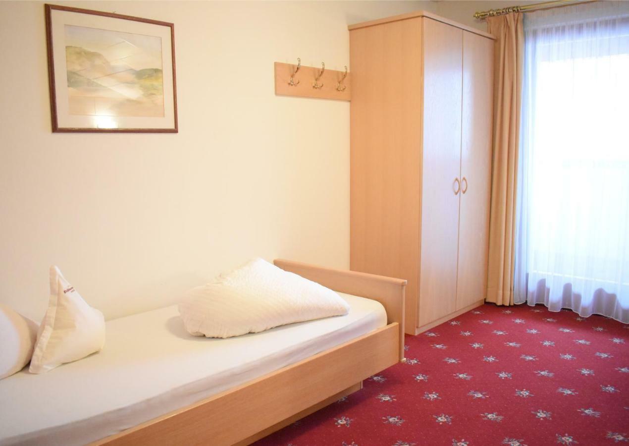 Hotel Nussbaumerhof *** Rodeneck Zewnętrze zdjęcie